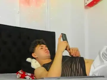 Chaturbate Sex Cam of marcusfire_2