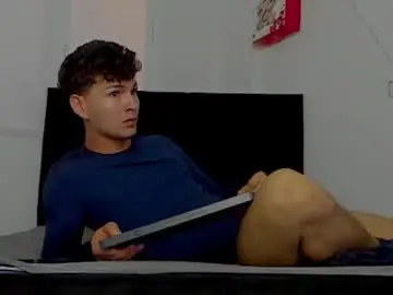 Chaturbate Sex Cam of marcusfire_2