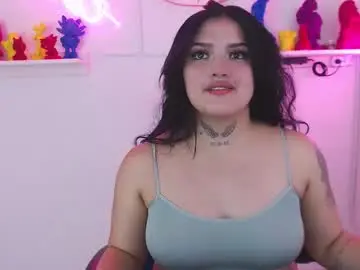 Chaturbate Live Sex Cam of sari_belle