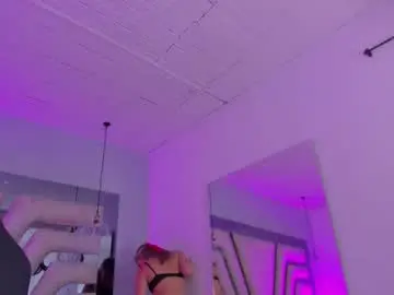 Chaturbate Adult Webcam of emily_ellen