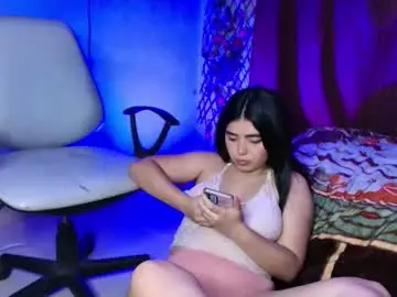 Chaturbate Nude Webcam of holly_couple