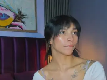 Chaturbate Adult Webcam of laura_aristizabal_19