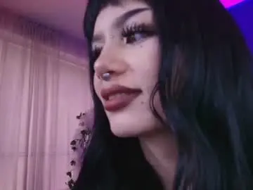 Chaturbate Free Porn Cam of mavis_black