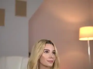 Chaturbate Live Sex of svveetluna