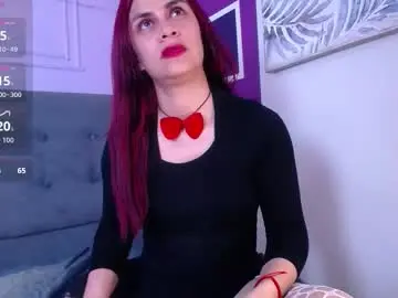 Chaturbate Free Live Porn of tiiny_emilly