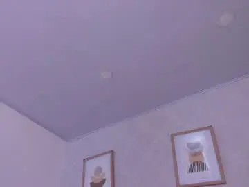 Chaturbate Free Porn Cam of caroline_dh