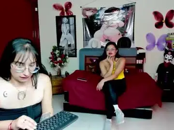 Chaturbate Best live sex cam show of saraandmarilyn