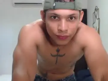 Chaturbate Adult Webcams of braddhott__