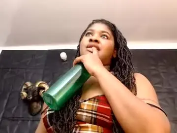 Chaturbate Free Porn Cam of cristal_smith06