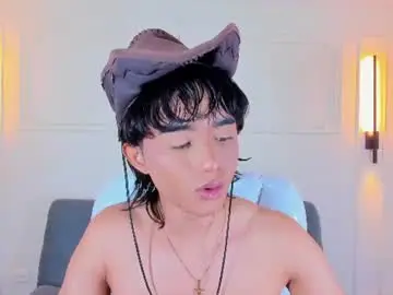 Chaturbate Live Porn of noa_03