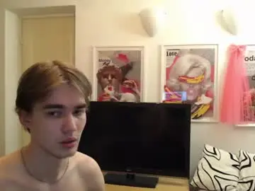 Chaturbate Live Sex Cam of riley_pearson