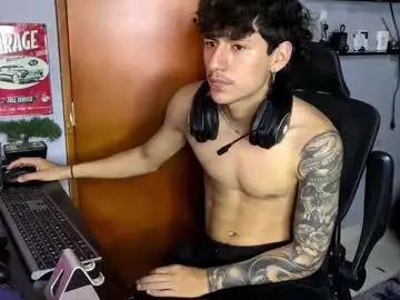 Chaturbate Free Porn Cam of sex_love_sweat