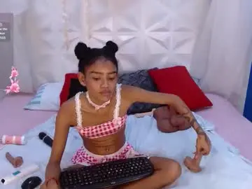 Chaturbate Adult Webcam of adisson_petite1