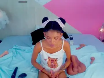 Chaturbate Watch Live Sex Cams of adisson_petite1