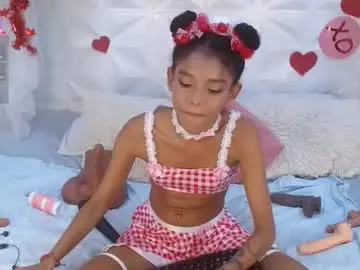 Chaturbate Free Porn Cam of adisson_petite1