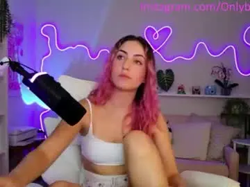 Chaturbate Sex Cam of bellabeauu