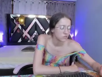 Chaturbate Adult Video Chat of linda4petite