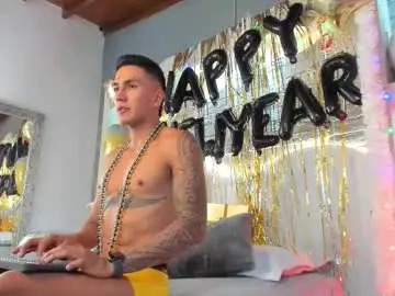 Chaturbate Live Porn of aron_bolt