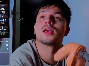 Chaturbate Live Sex of issac_james