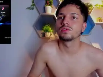 Chaturbate Watch Live Sex Cams of issac_james