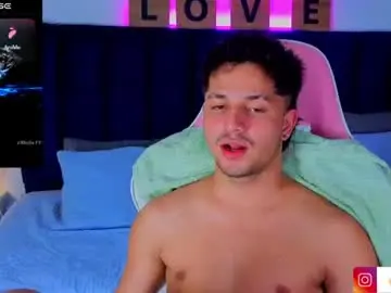 Chaturbate Live Sex of issac_james