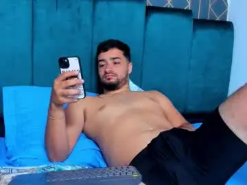 Chaturbate Nude Webcam of mathews_colton1