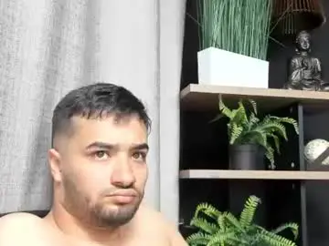 Chaturbate Nude Webcam of mathews_colton1