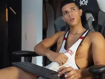 Chaturbate Watch Live Sex Cams of busterspinter