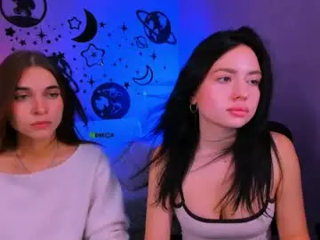 Chaturbate Live Sex Cam of emma_landd