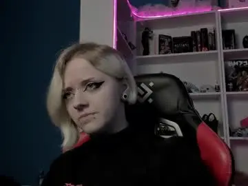 Chaturbate Live Porn of holy_mistresss