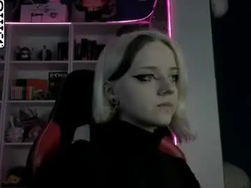 Chaturbate Live Sex Cam of holy_mistresss