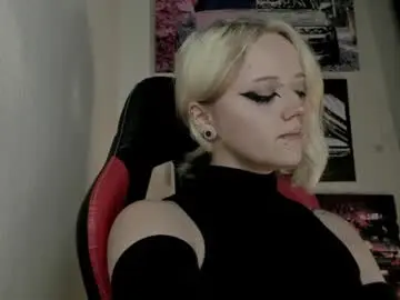 Chaturbate Free Porn Cam of holy_mistresss