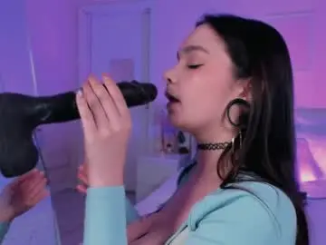 Chaturbate Live Porn of ooops_boobs