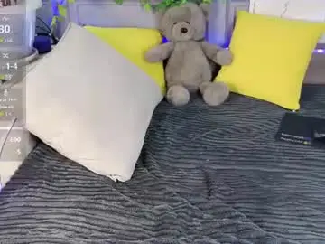Chaturbate Live Sex Cam of yan_cat
