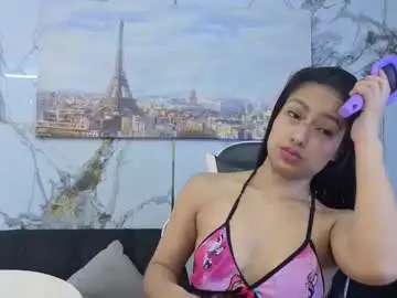 Chaturbate Adult Webcams of curvy_and_petite23_aws