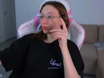 Chaturbate Live Sex Cam of shy_or_horny