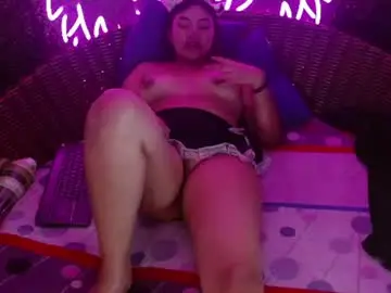 Chaturbate Adult Webcams of incredible_foxxy