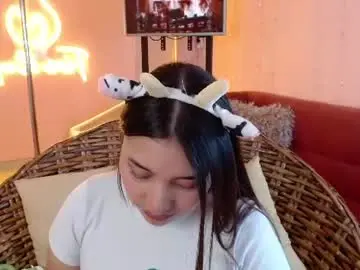 Chaturbate Adult Webcam of incredible_foxxy