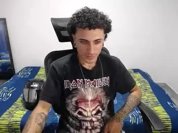 Chaturbate Sex Cam of present_the_magic