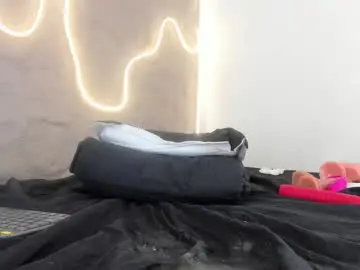 Chaturbate Best live sex cam show of shanntal__