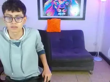 Chaturbate Nude Webcam of alexcum_18