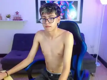 Chaturbate Sex Chat of alexcum_18