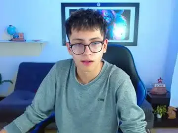 Chaturbate Live Porn of alexcum_18