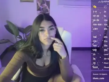 Chaturbate Live Sex Cam of amara_silk