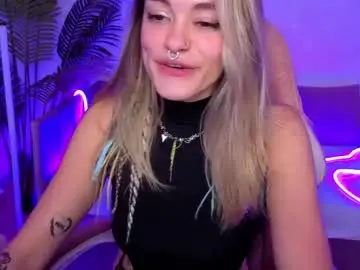 Chaturbate Live Sex Cam of isabella_lure