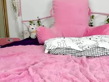 Chaturbate Sex Cam of lily_holy69
