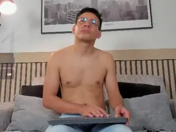 Chaturbate Live Porn of timothy_jones1