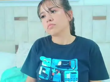 Chaturbate Sex Cam of aitana_petite_