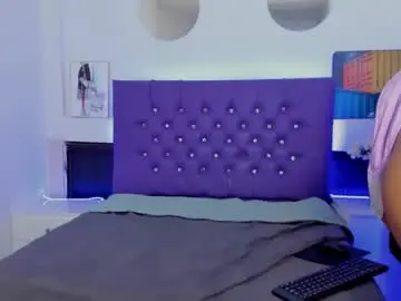 Chaturbate Watch Live Sex Cams of ariel_evans69