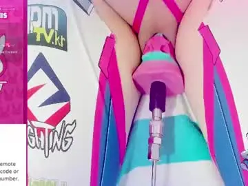 Chaturbate Live Sex Cam of daddyslittlegirl01